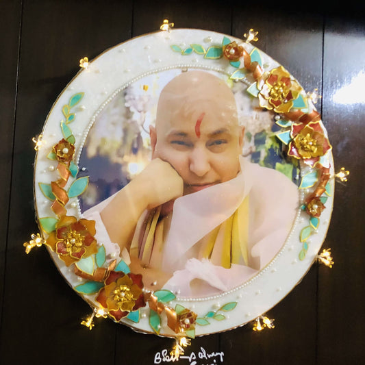Best Guruji Swaroop for Home Temple – Divine Wall Frame - Fankaarlok