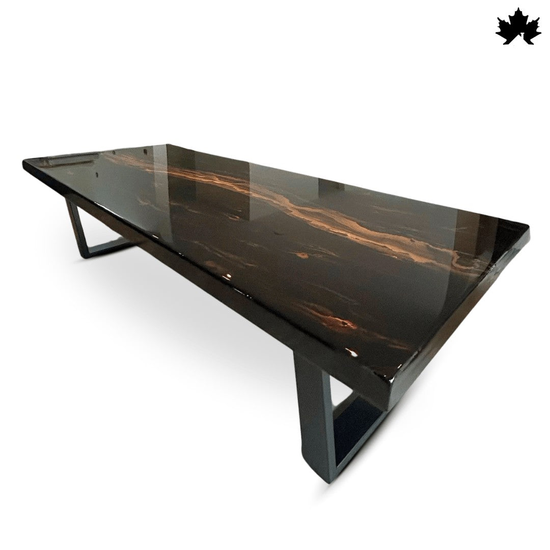Wooden Dining Table Online – High-Gloss Black Resin Table | Fankaarlok
