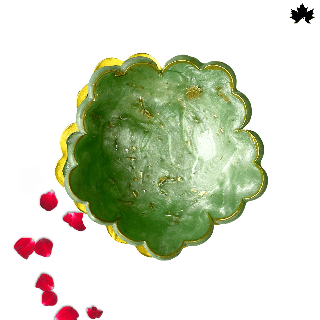 Decorative Diya for Pooja in Green & Gold Floral Base | Fankaarlok - Fankaarlok
