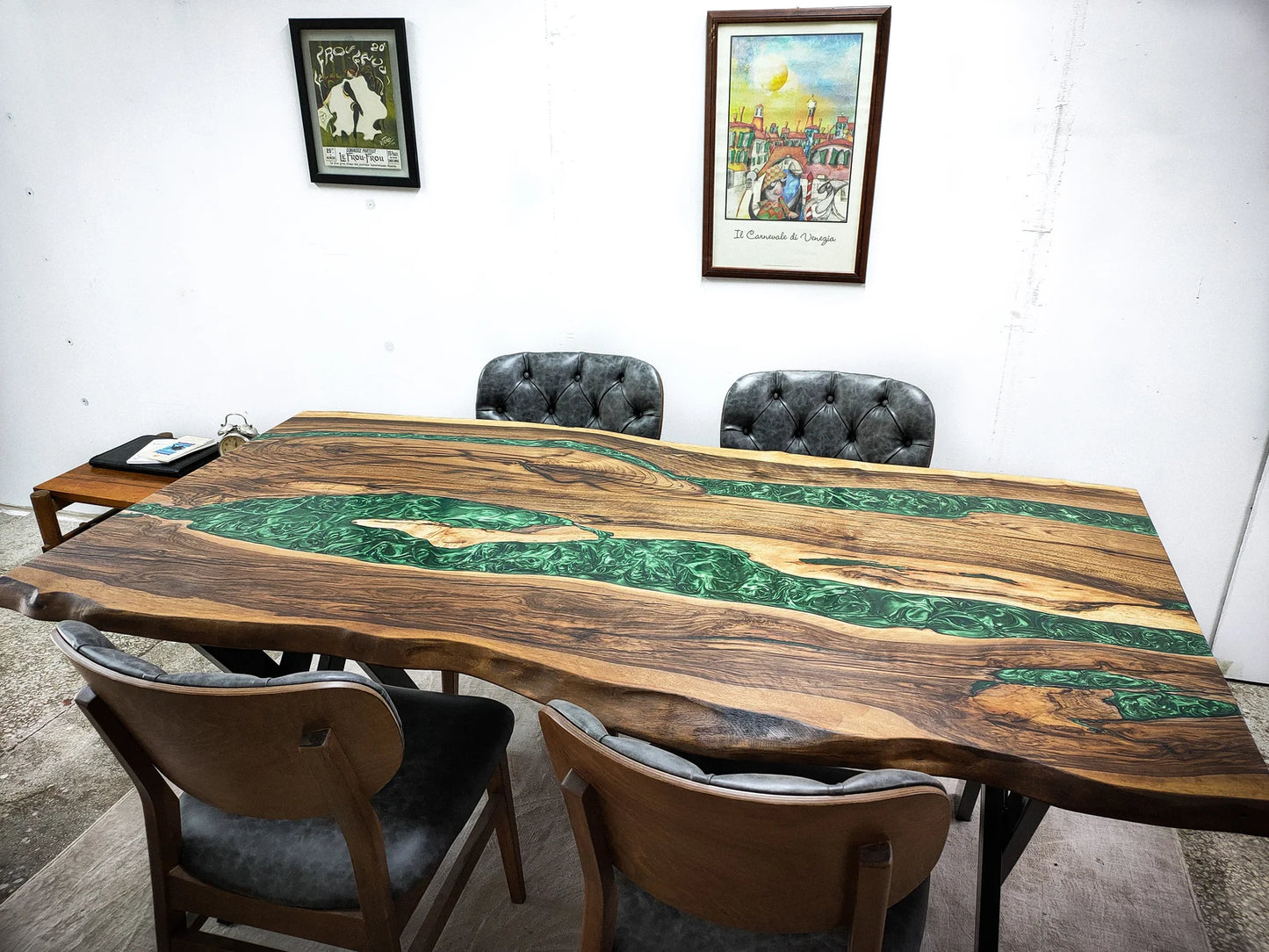 Teak Wood Dining Table – Handcrafted Epoxy Teak Dining Table | Fankaarlok