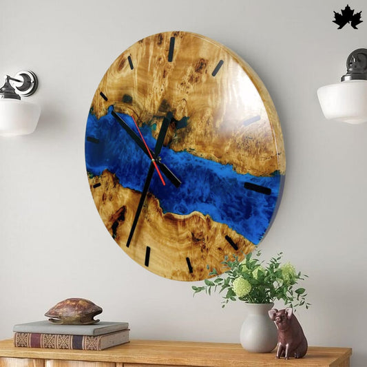 Unique Wooden Wall Clock | Unique Wooden Wall Clock by Fankaarlok