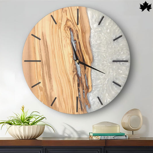 Wood and Resin Wall Clock | Wood and Resin Wall Clock by Fankaarlok