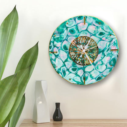 Abstract Resin Art Clock – Gold Centerpiece Design | Modern Wall Clock by Fankaarlok
