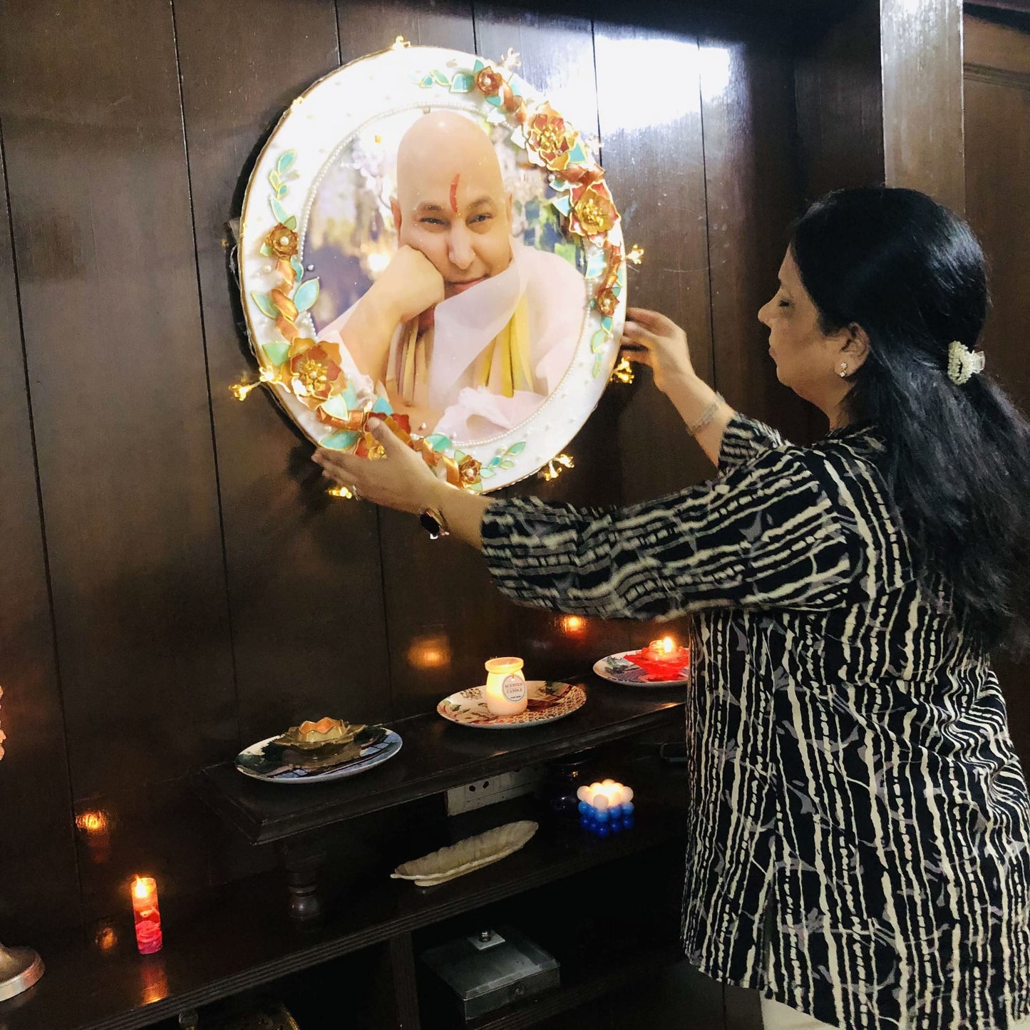 Best Guruji Swaroop for Home Temple – Divine Wall Frame - Fankaarlok