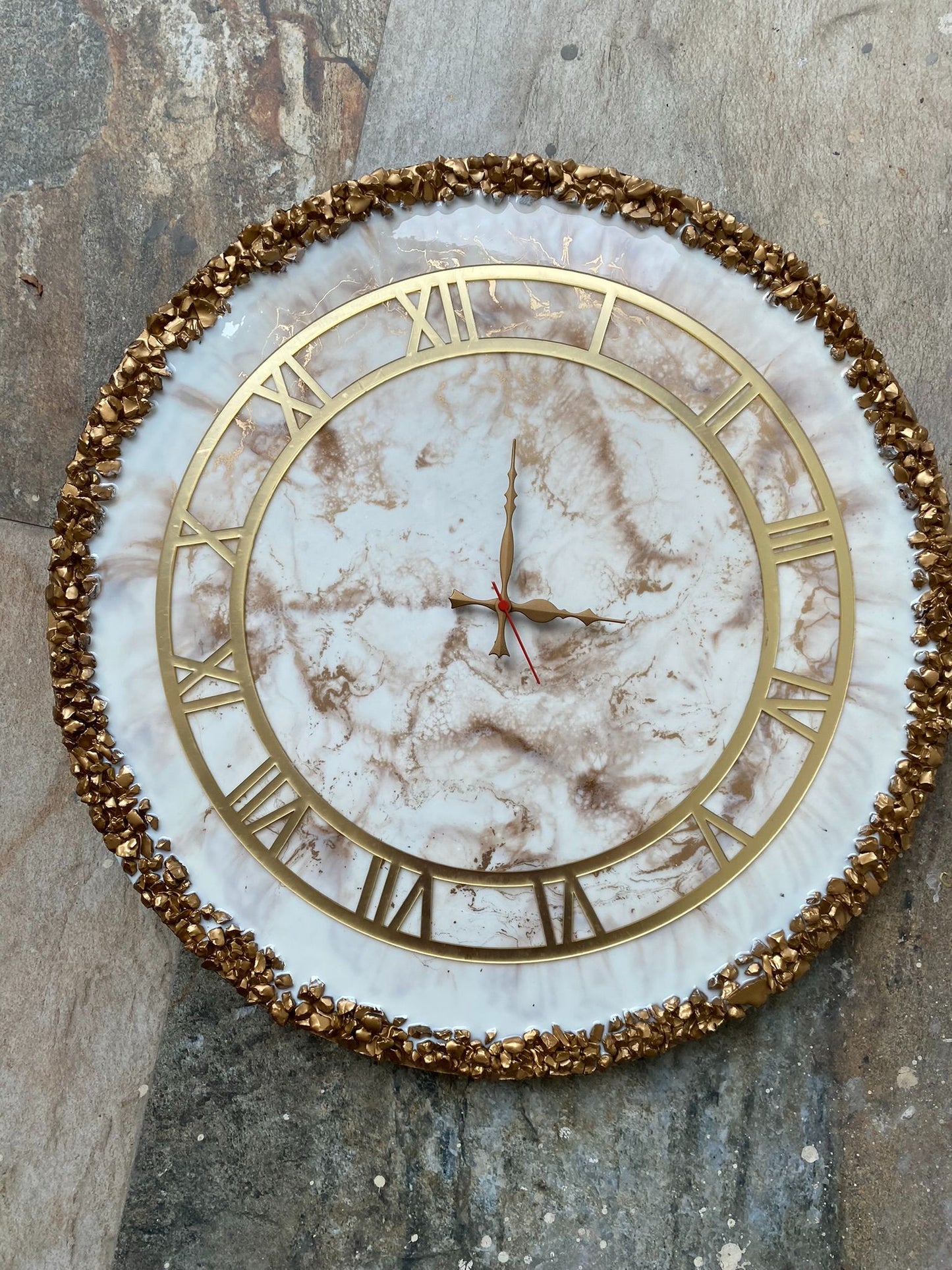 Premium Resin Art Home Decor | Royal Wall Clock by Fankaarlok