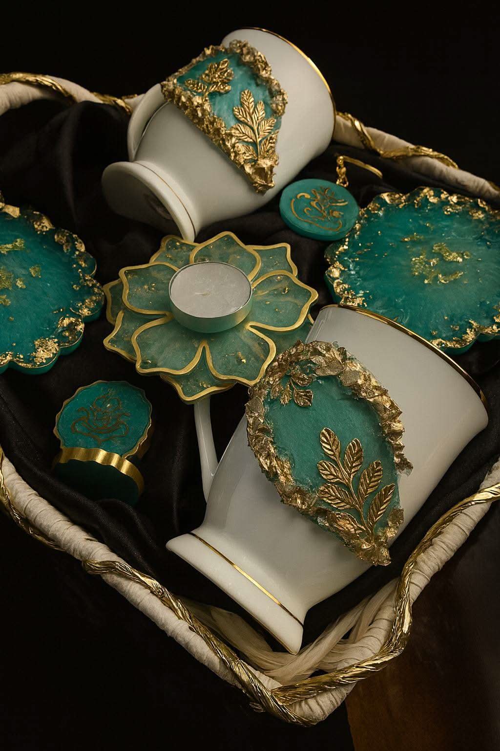 Luxury Crockery Gift Hamper | Custom Designer Mugs with Coasters & Accessories - Fankaarlok