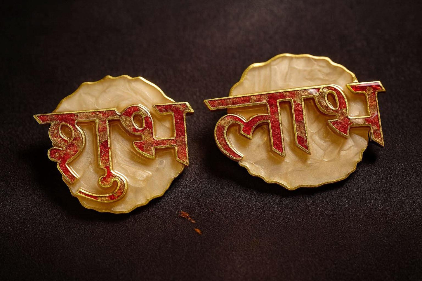 Shubh Labh Door Decoration in White & Gold Floral Design | Fankaarlok - Fankaarlok