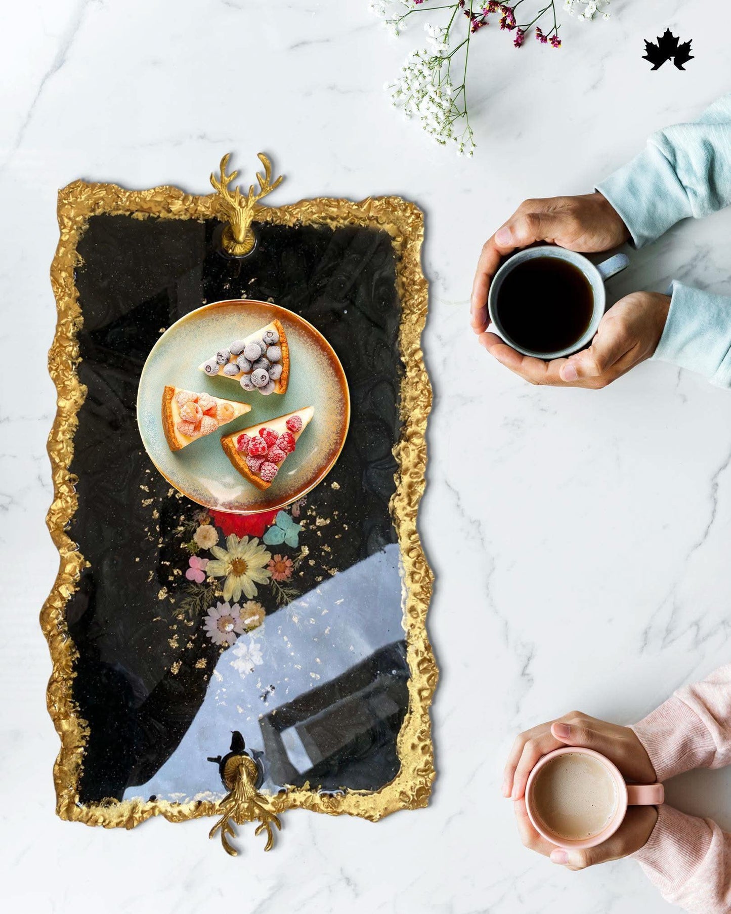 Luxury Serving Tray | Handcrafted Designer Tray with Golden Finish - Fankaarlok