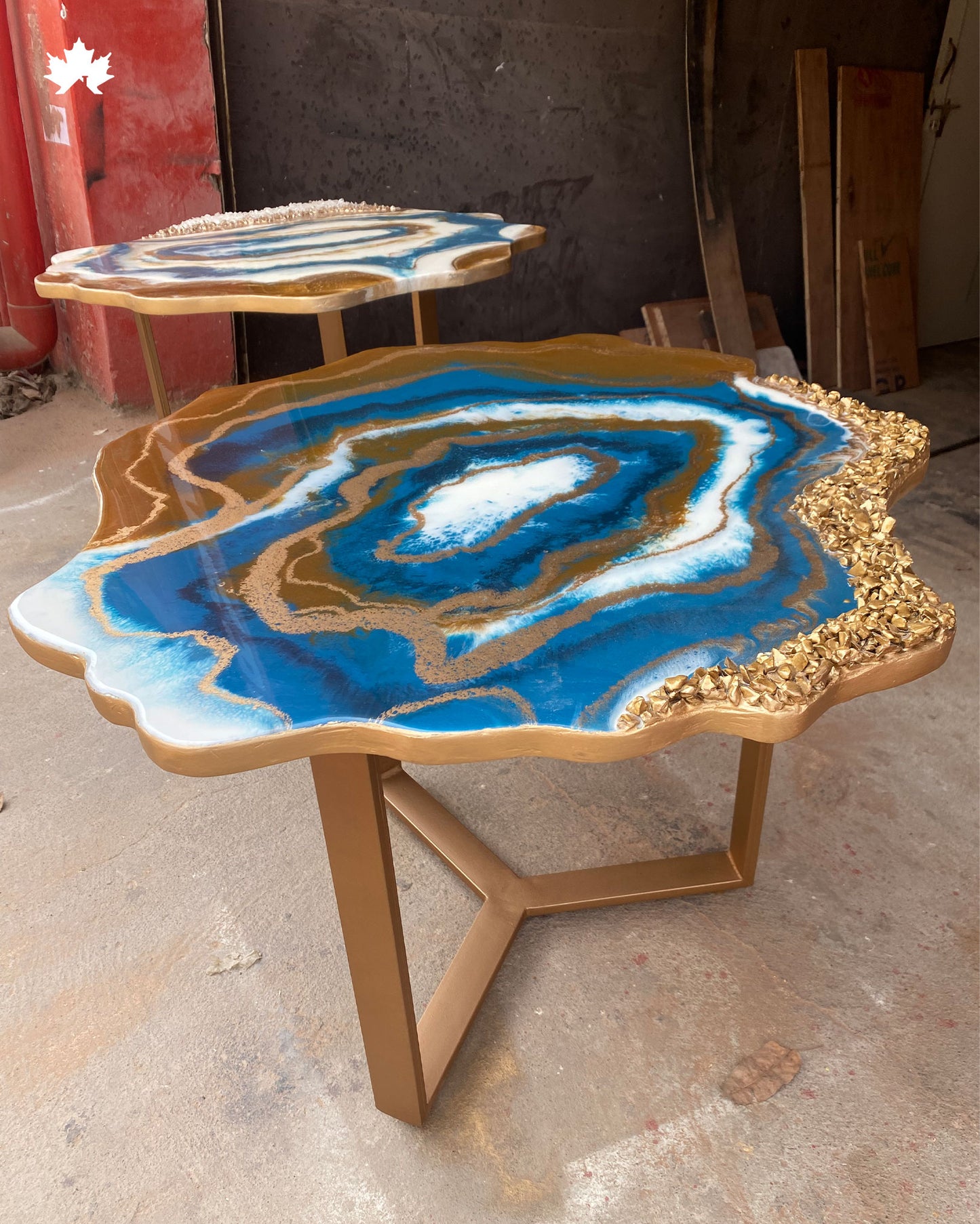 Abstract Center Table in Zirakpur – Blue Geode Epoxy Art Table | Fankaarlok