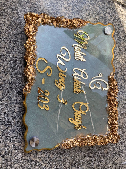 Aurora Luxe – Artistic Nameplate for Villa | Custom Family Nameplate