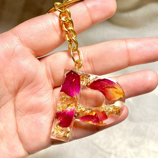 Custom Keychains Online – Rose Petals Alphabet Keyrings  | Fankaarlok