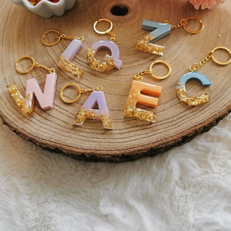 Name Initial Keychain – Custom Resin Alphabet Keyring | Fankaarlok