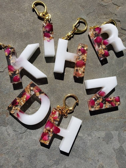 Custom Keychains Online – Rose Petals Alphabet Keyrings  | Fankaarlok