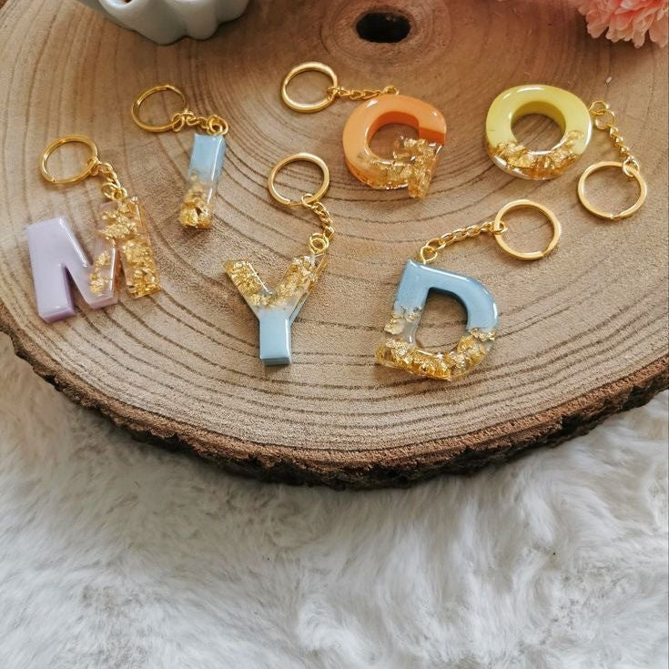 Name Initial Keychain – Custom Resin Alphabet Keyring | Fankaarlok