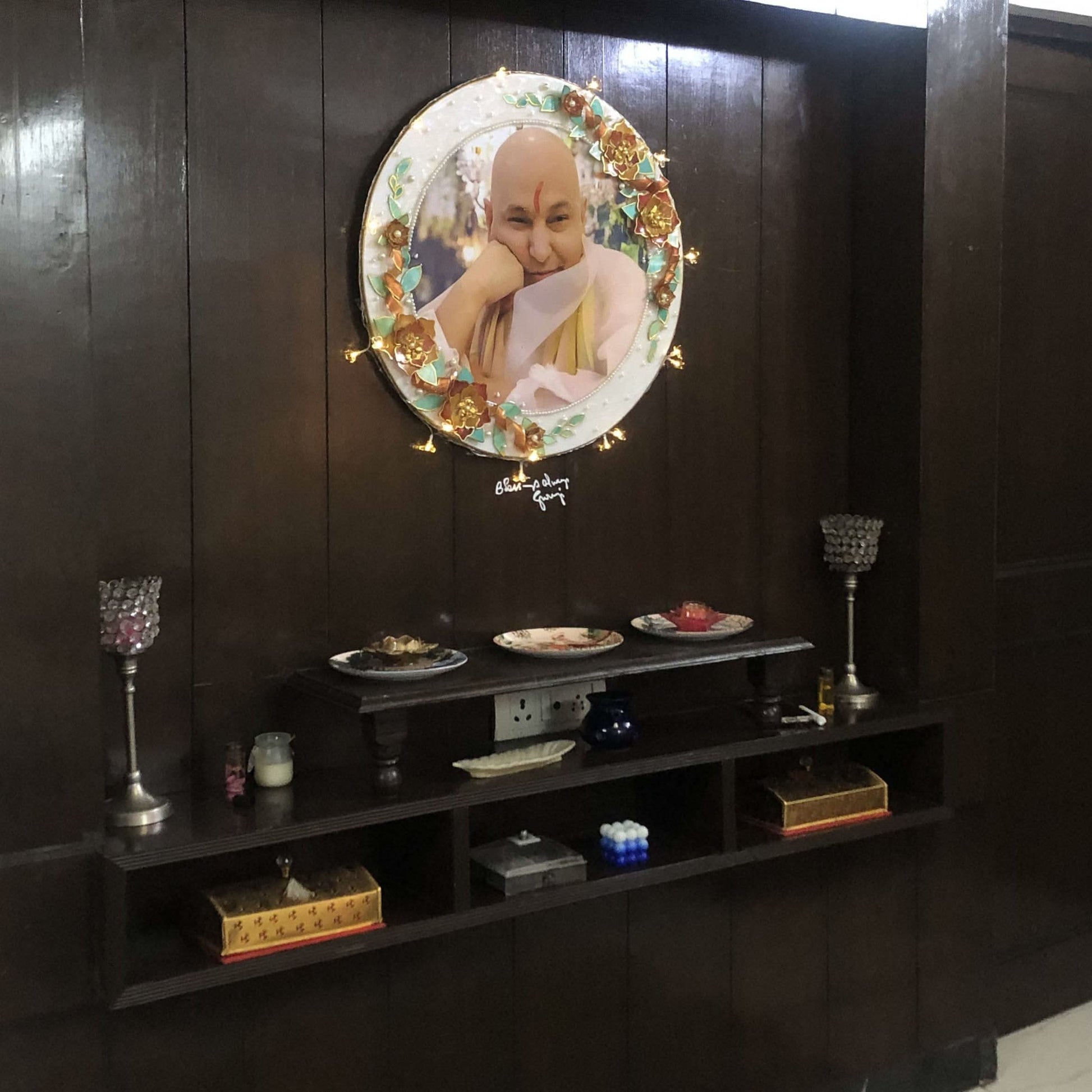 Best Guruji Swaroop for Home Temple – Divine Wall Frame - Fankaarlok