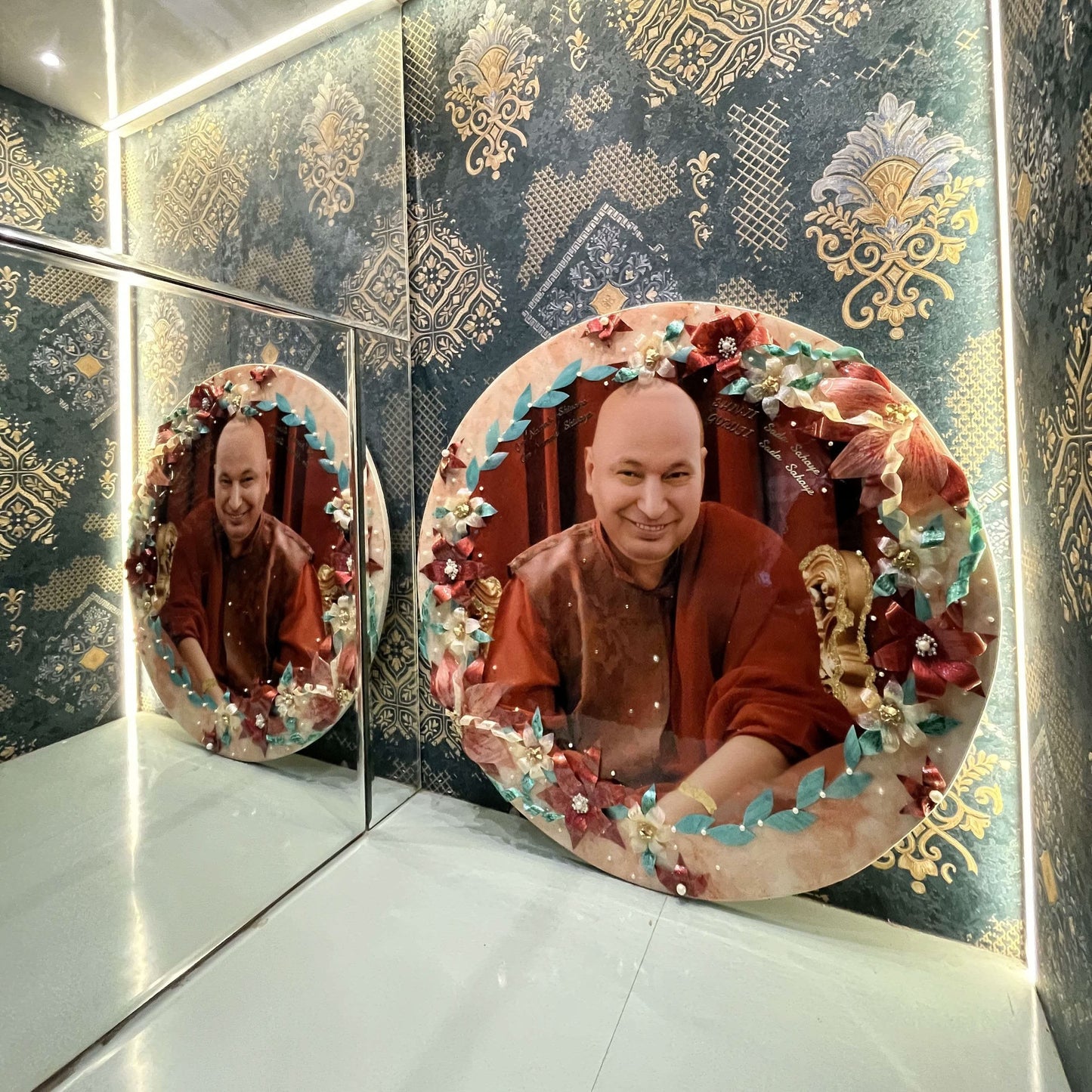 Unique Guruji Swaroop – Divine Wall Frame for Home Temple & Gifting