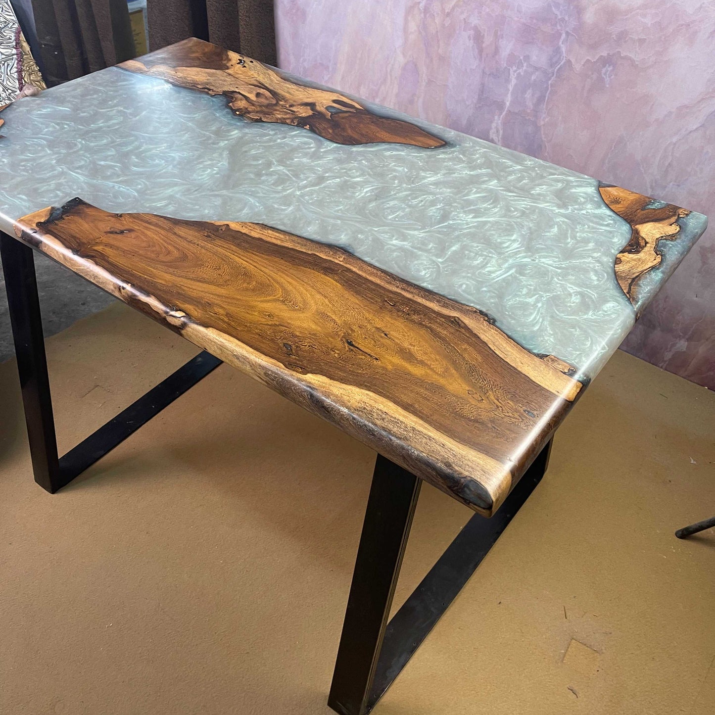 Rustic River Flow – Wooden Center Table for Living Room | Fankaarlok