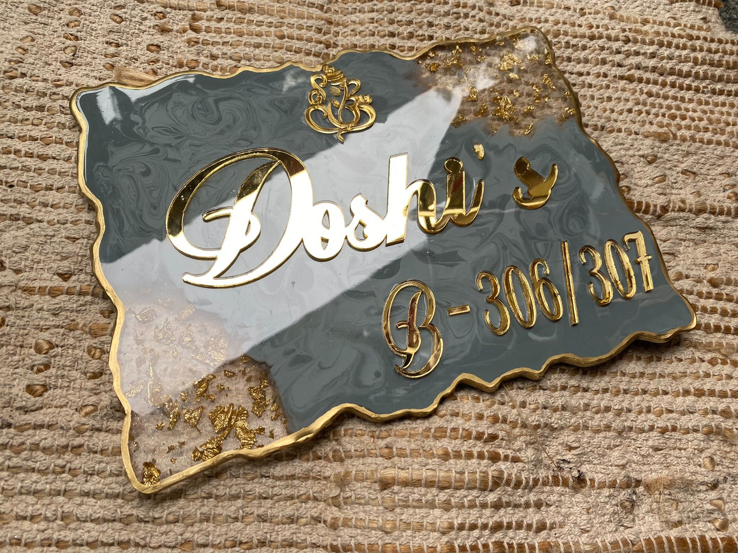 Grace Luxe – Luxury Nameplate for Home Entrance | Custom Handcrafted Nameplate