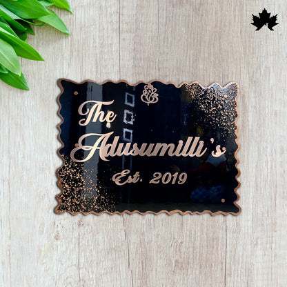 Auric Edge – Gold Accent Nameplate for Home | Elegant Couple Nameplate