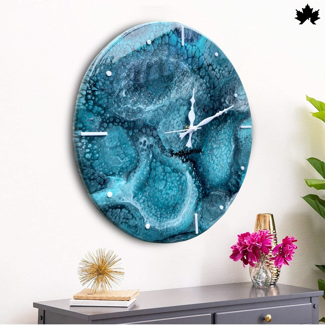 Geode Resin Clock – Minimal Marker Style | Large Wall Clock Design by Fankaarlok