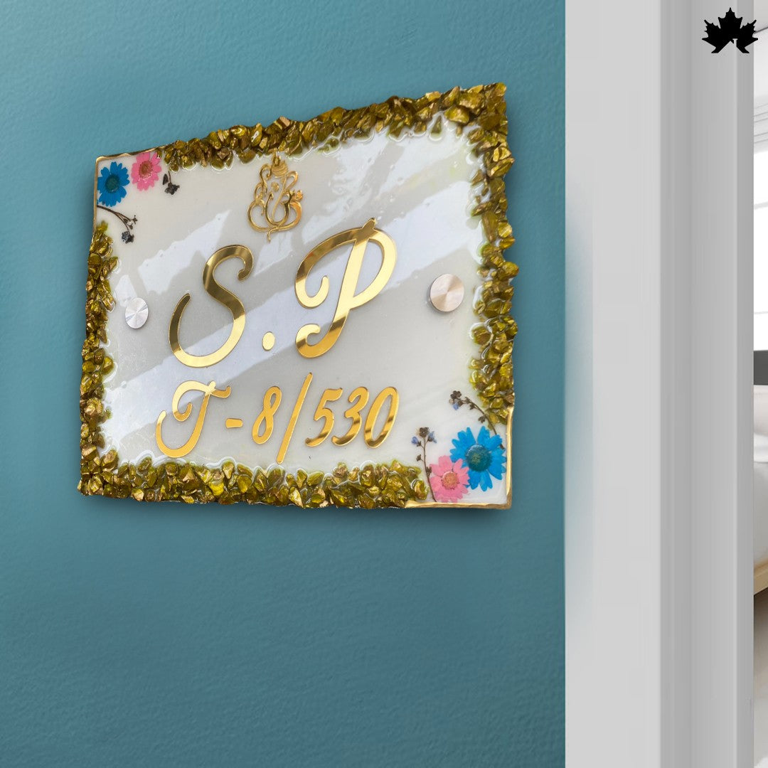 Personalized House Entrance Décor Nameplate | Elegant Custom Door Sign