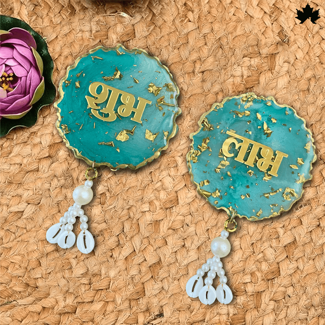 Designer Shubh Labh Toran with Golden Accents & Pearl Tassels | Fankaarlok - Fankaarlok