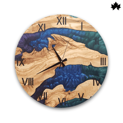 Blue & Teal Epoxy River Design | Big Wooden Wall Clock by Fankaarlok