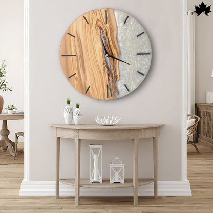 Wood and Resin Wall Clock | Wood and Resin Wall Clock by Fankaarlok