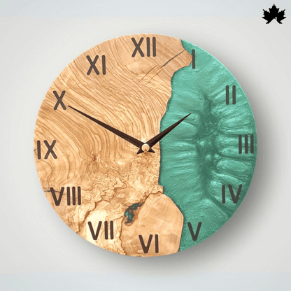 Natural Wood Wall Clock | Natural Wood Wall Clock by Fankaarlok