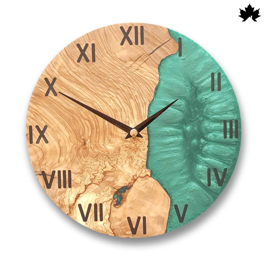 Natural Wood Wall Clock | Natural Wood Wall Clock by Fankaarlok