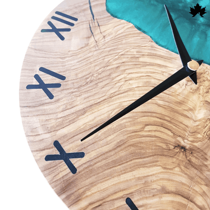 Natural Wood Wall Clock | Natural Wood Wall Clock by Fankaarlok