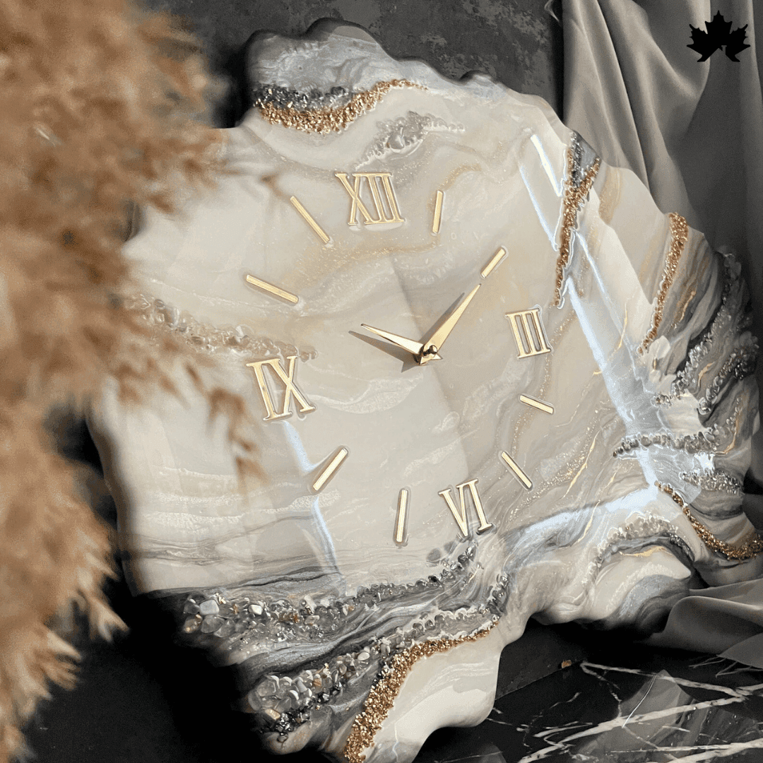 Luxurious Resin & Crystal Design | Geode Wall Clock by Fankaarlok