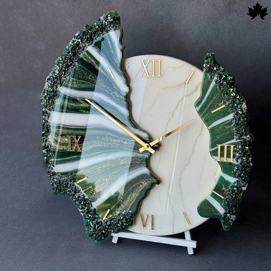 White & Green Resin Marble Design | Luxury Marble Art Clock by Fankaarlok