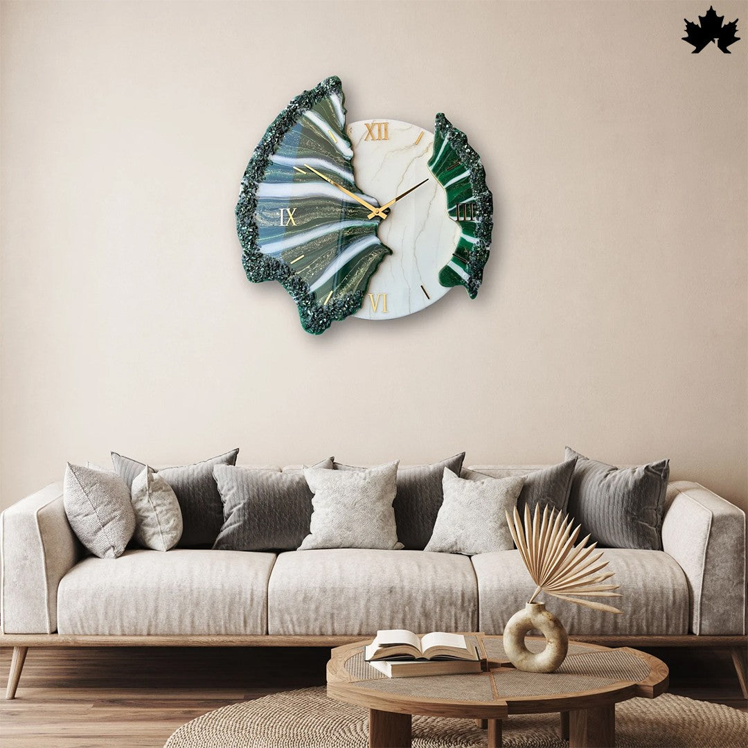 White & Green Resin Marble Design | Luxury Marble Art Clock by Fankaarlok