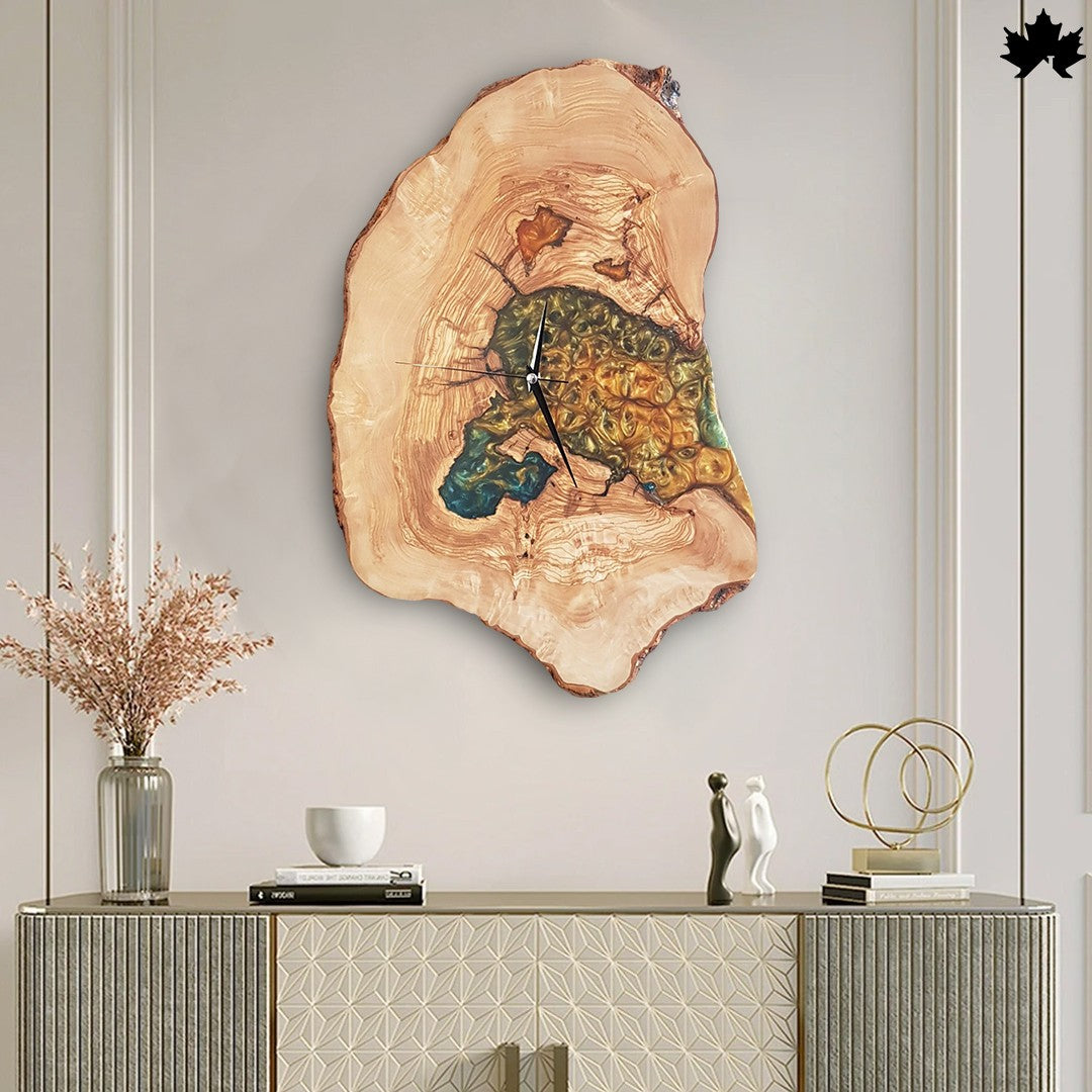 Live-Edge Wood with Golden Epoxy Art | Modern Home Decoration Clock by Fankaarlok